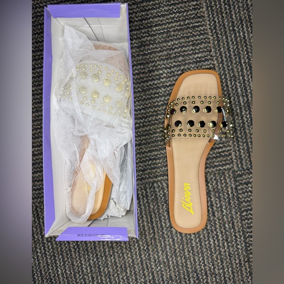 Liliana Sandals - Picture 1 of 6